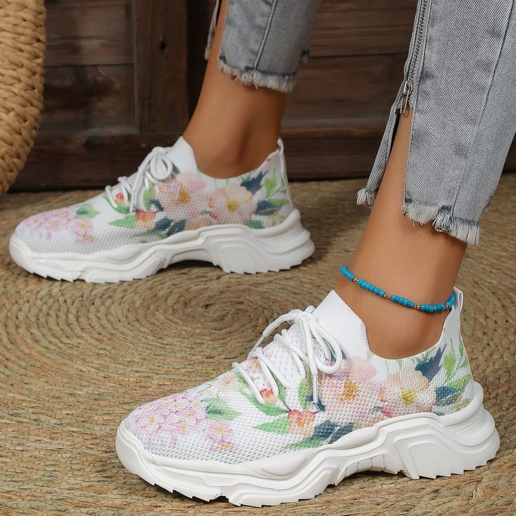 Sneakers femme fleuries – mode décontractée