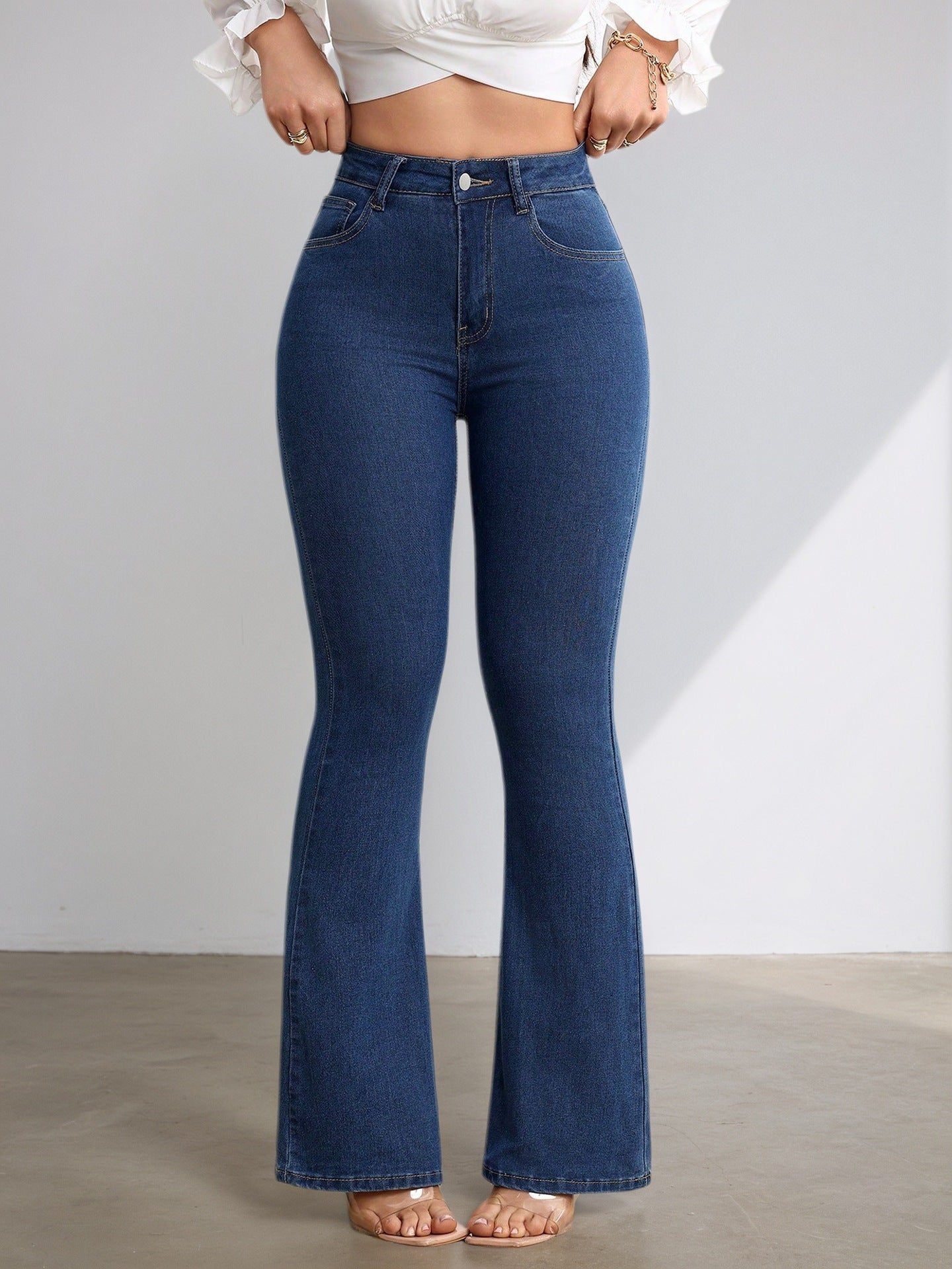Jean flare femme – taille haute stretch